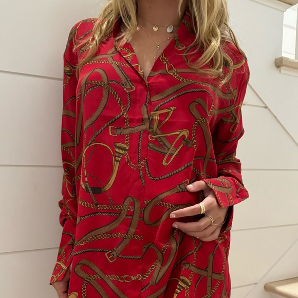 Super cool and chic red button down silk top! - Picture 2 of 4